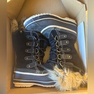Sorel Black Joan of Arctic Boots size 7